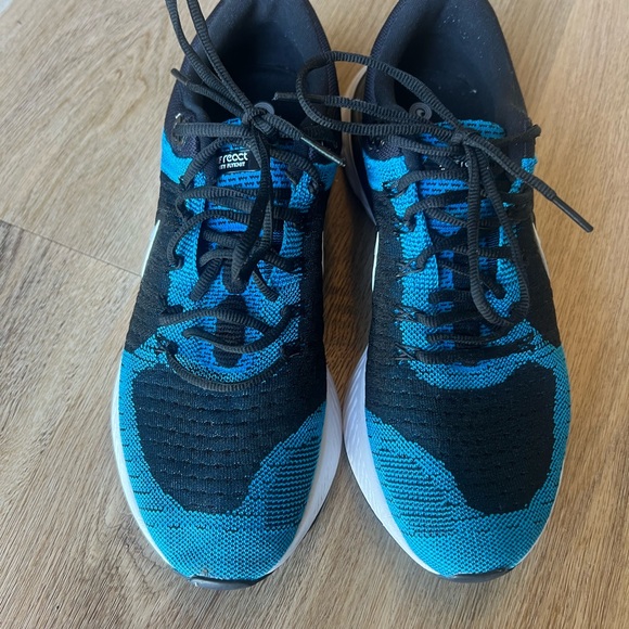 Nike Other - Nike Men’s Infinity Run Flyknit Size 10